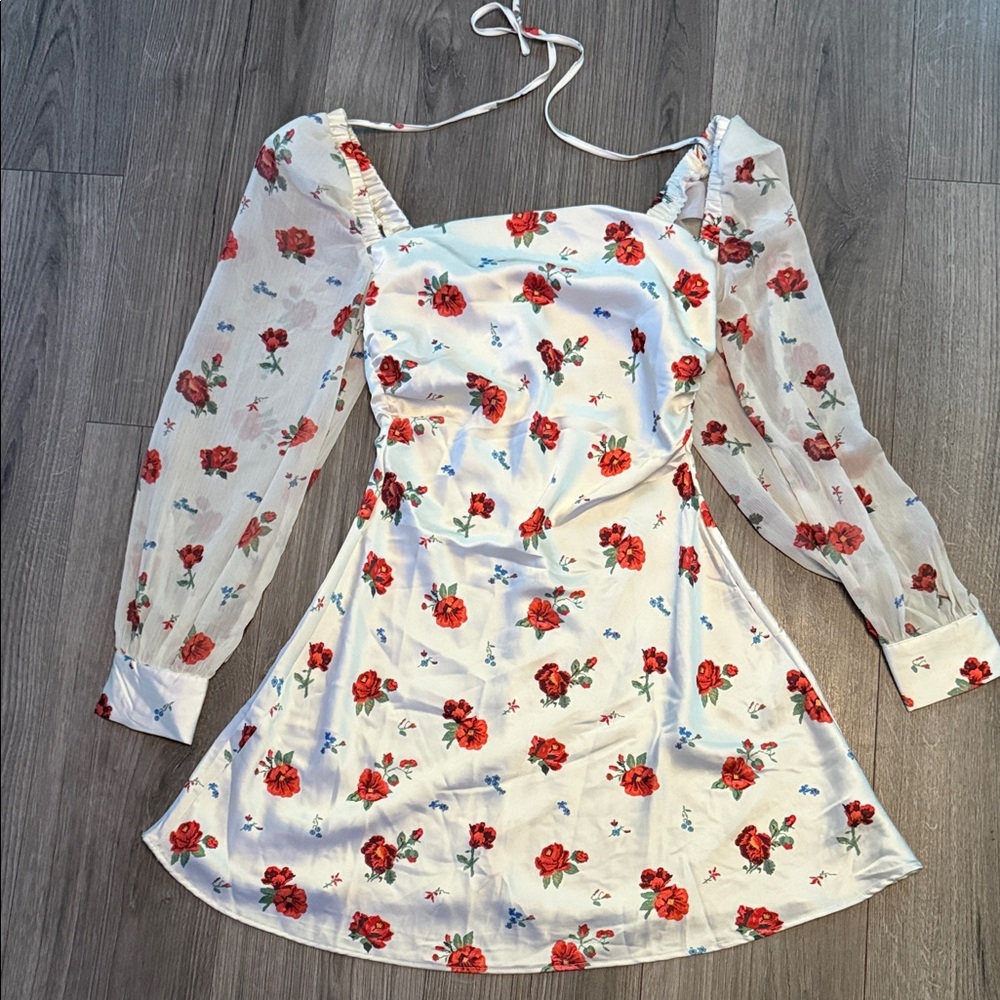 Women’s White Floral Puff-Sleeve Dress with Red Rose Print